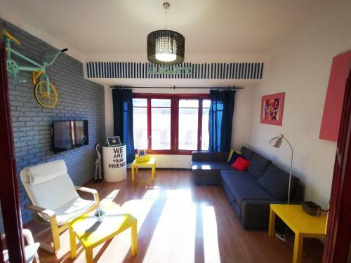 Ginger Apartment
