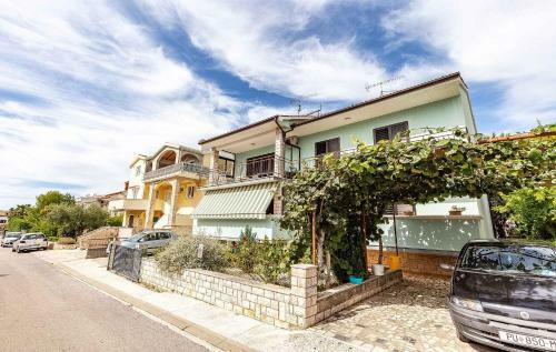 Apartment In Porec/istrien 38611