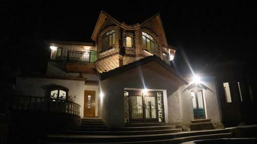 Villa Castillo San Carlos Lomas de Cocoyoc