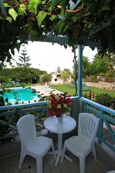Anatoli Apartments