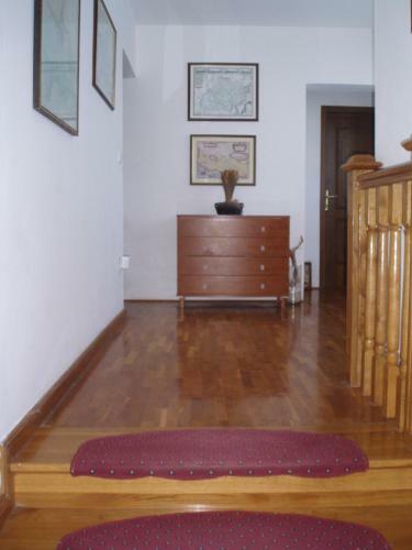 Hostal Apartments And Rooms Irena