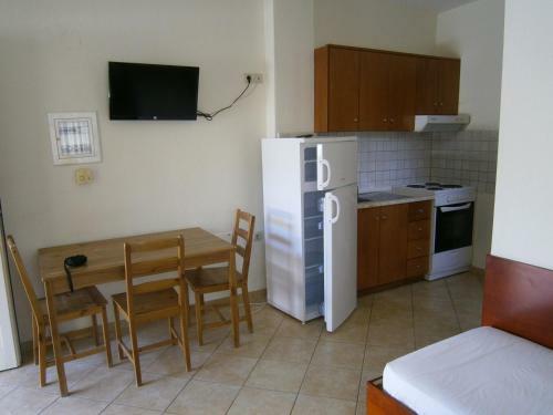 Kiparissis Apartments