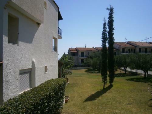 Kiparissis Apartments