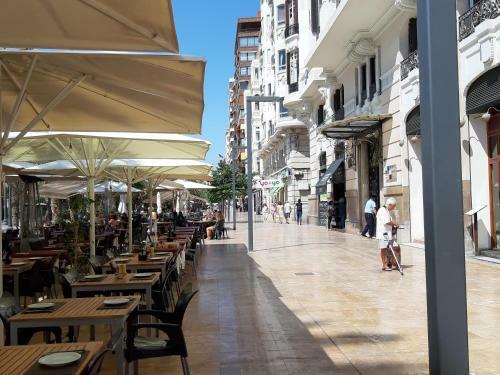 Apartamento Grande - Castillo Santa Barbara