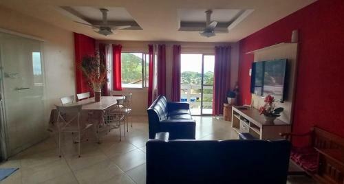 Casa Com Belas Vistas Muriqui