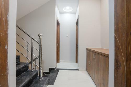 Oyo 48179 Hotel Shankar