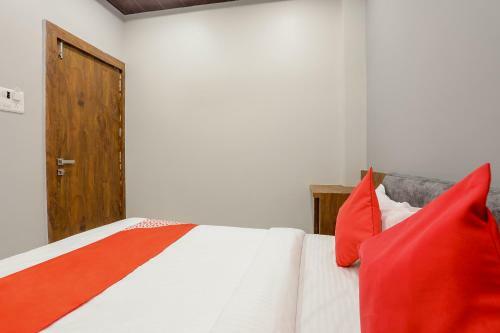 Oyo 48179 Hotel Shankar