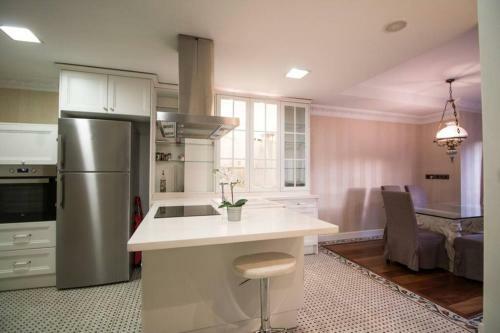 Luxury Holiday Apartment Santa Barbara Sea Views