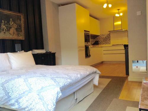 Apartamento Metro Residence Victoria