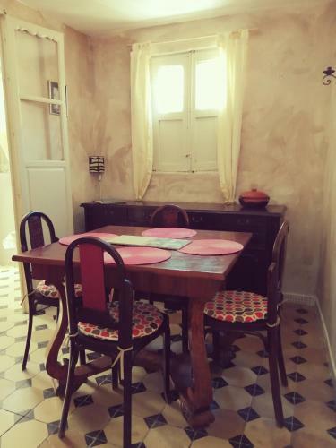 Linda Casa Pintoresca (Centro Almer�a)