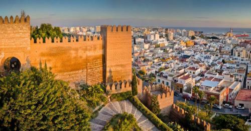 Apartamento En El Centro. En Tierras de Cine. 2 Dormitorios
