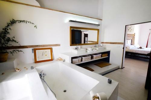 La Casa de La Luz. Artisthome
