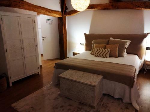 Hostal Amillano Rural Suites - Adults Only