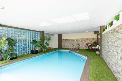 Le Llar, Casa Con Piscinas Cerca de Santiago de Compostela
