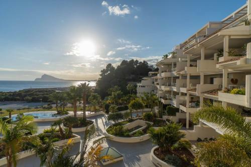 Apartamento En Complejo Mascarat Beach, Bg62a
