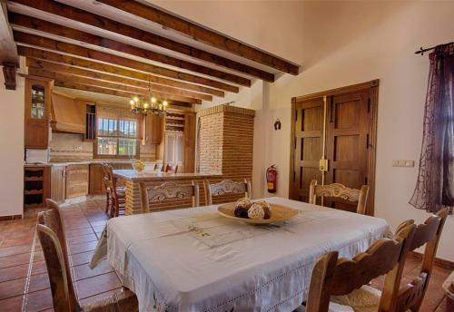 Casa Tita In�s With Swimming Pool