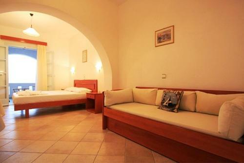 Pirgos Stelida Hotel