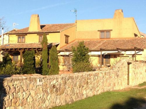 Casa Rota Arahuetes