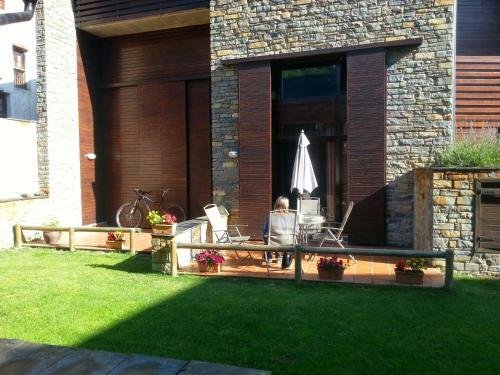 Apartamento Duplex de 90m2 Con Salida A Jard�n