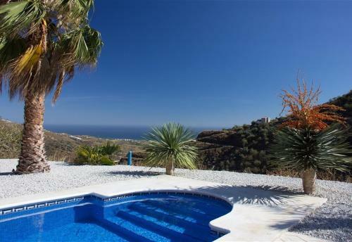 Stunning Villa Near Velez-malaga