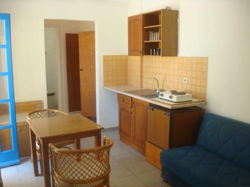 Kokkinakis Apartments