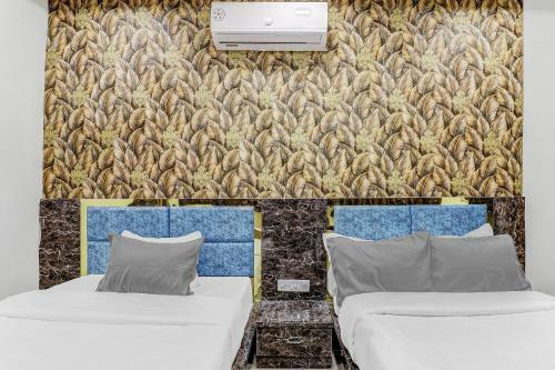Collection O 86252 Hotel Bhavya Residency