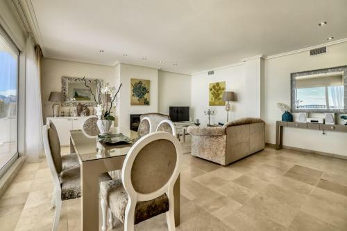 Luxury Apartments With Sea View