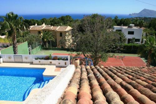 Villa With Tennis Court