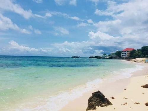 Bed & Breakfast Knb West Villa Inn -patar