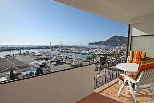 Modern Apartment 4c With Sea Views In Altea