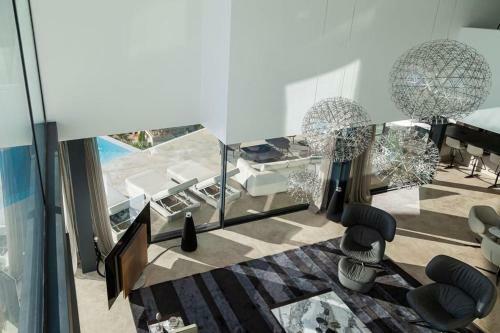 Neue Luxus Villa Mit Meerblick, Pool Und Garage