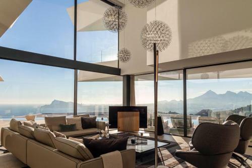 Neue Luxus Villa Mit Meerblick, Pool Und Garage