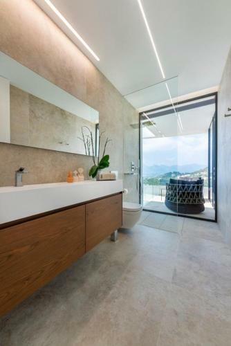 Neue Luxus Villa Mit Meerblick, Pool Und Garage