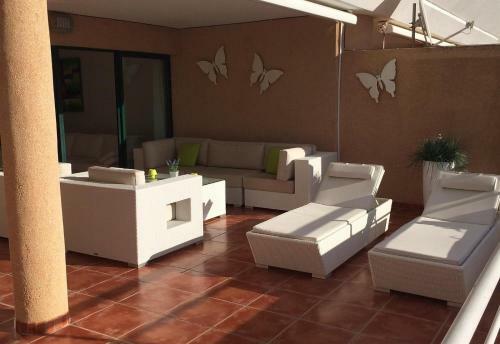 New Apartment With Large Terrace