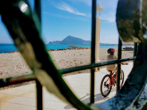 Apartamento On Altea Beach / Pool / Parking / Air-conditioning