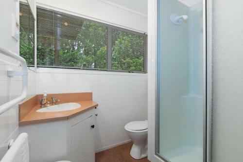 Breezy On Broadview - Opua Holiday Home