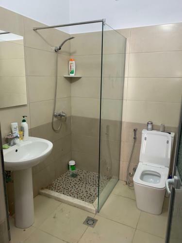 Ake Fishta Apartament