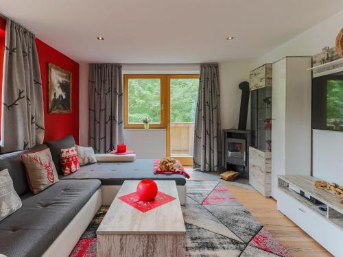 Stylish Apartment In Ellmau With Mountain View