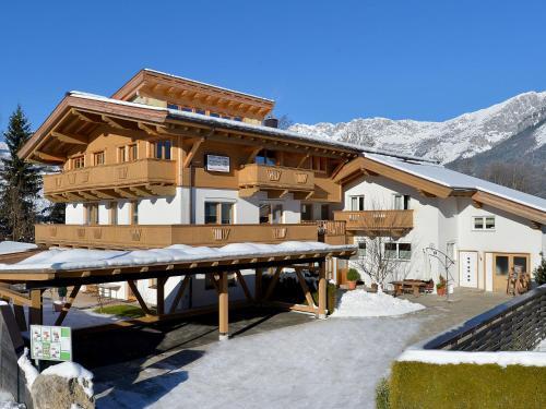 Stylish Apartment In Ellmau With Mountain View