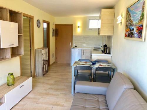 Apartamento El Dorado. ?????. ?????!