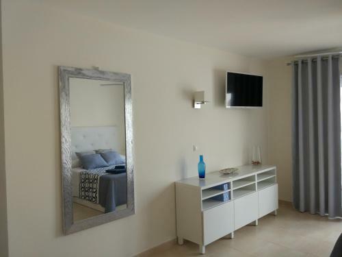 Apartamento Los Cristianos Studio, Modern, Spacious, Pool,wifi