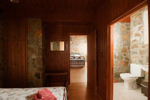 Villa Rustic Stone Home, Milopotamos, Rethymno