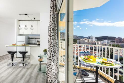M10d Best Yomely Apartment Las Americas