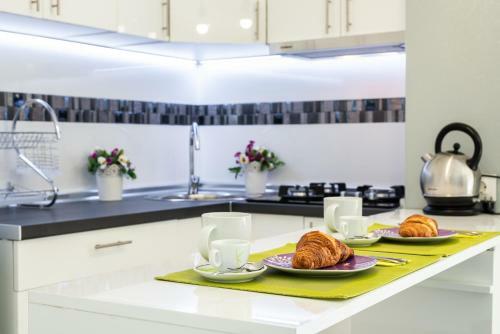 M10d Best Yomely Apartment Las Americas
