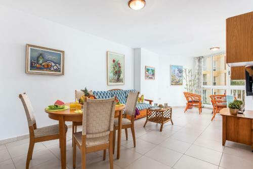 Y3g Lovely Apartment Pool View!close To Beach