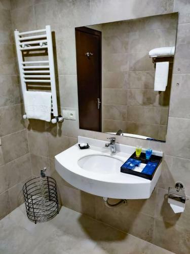 Hotel Crystal Residence