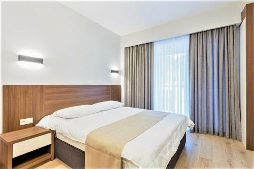 Crystal Residence Apartment 405