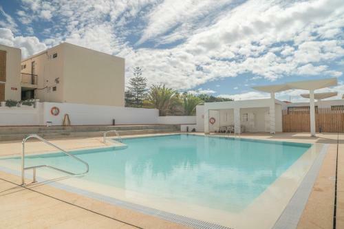 Sunny Luxury Apartment Las Americas