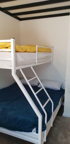 "restin" Apartment 24