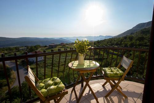 Bonavia Seaview Holiday Home